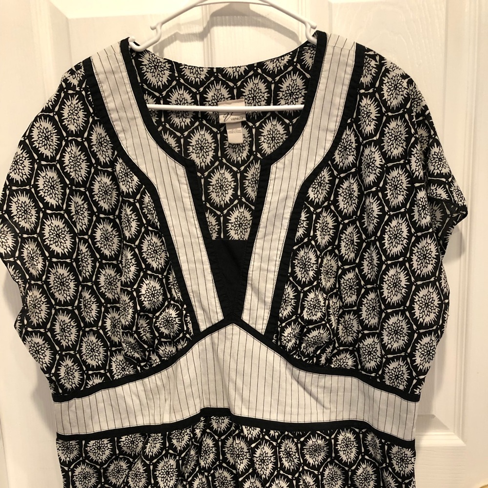 Venezia 100% Cotton Black and White Blouse